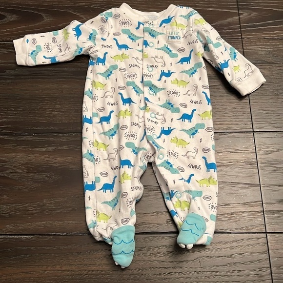 Two Newborn 0-3 months pajamas zipper & snaps  dinosaur stripes baby - Picture 6 of 9